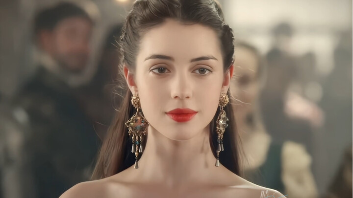 Ten sexy sirens celebrated worldwide— which one touches your heart the most?