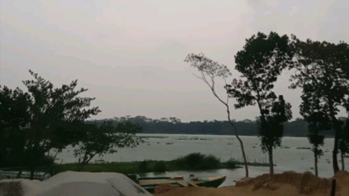 the storm in Bangladesh