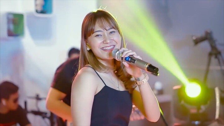 VITA ALVIA - NGAMEN 1