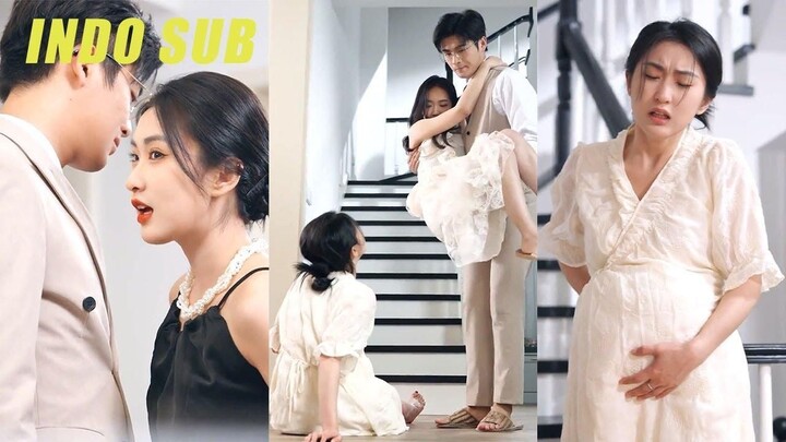 Semua orang anggap dia buah pir lembek, tapi saat kekuatannya muncul, semua berlutut!