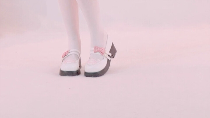 Kue Krim Stroberi～🍓 🍧𝓢𝓽𝓻𝓪𝔀𝓫𝓮𝓻𝓻𝔂 🎀