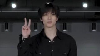 [Park Ji-sung] The main dancer really delivers—nailing those shirt buttons in the 'CHILLER' practice