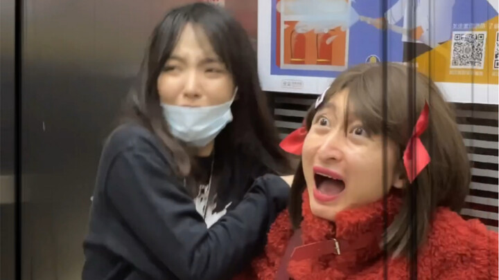 Alasan saya berpikir seperti itu adalah karena semua itu memang benar-benar terjadi.