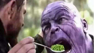 Thanos, kesalahan apa yang bisa dia lakukan! Dia hanya ingin makan