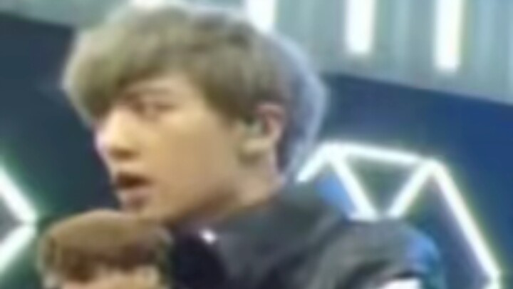 Lần đầu thấy ai dùng siêu năng lực mà chẳng kiêng dè gì cả 👍🏻