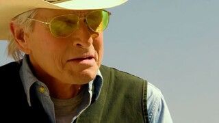 一口气看完惊悚电影《枪长莫及》