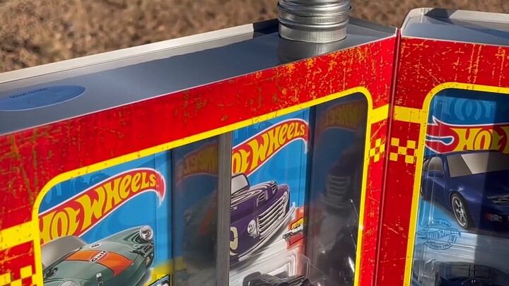 Liệu Hot Wheels Super Pack đã bán hết trong vài giây có xứng đáng với sự cường điệu không?