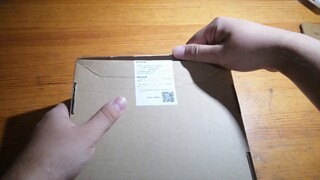 How is the Genshin Impact white model sold at Taobao for 179 yuan? Unboxing video