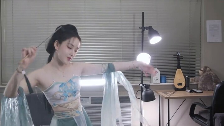 Post-00s female researcher self-studies "Into the Dream" at home (·•͈ᴗ•͈ )♡