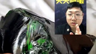 朋友送我的玻璃种帝王绿！