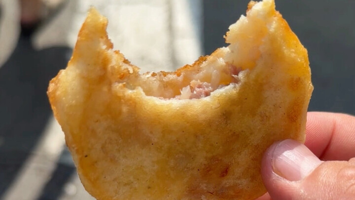 People line up for pre-made meat patties, but no one even looks at the handmade ones!