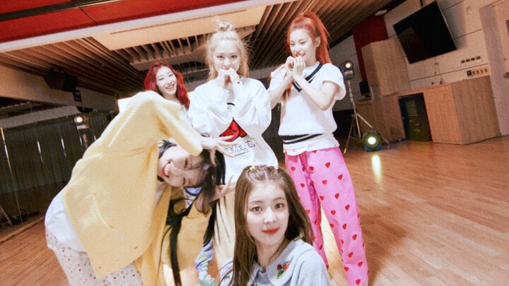 【ITZY】تم الكشف عن غرفة التدريب الرسمية بدقة 4K لأغنية "مافيا في الصباح" (نسخة النهار والليل)