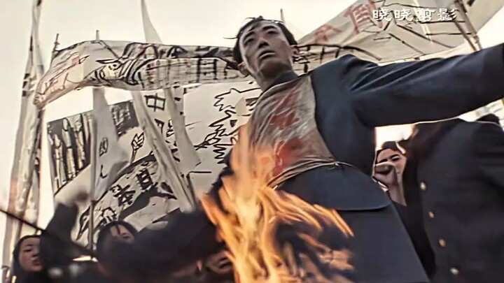 “Lúc này trong lòng có chút xao động không?”