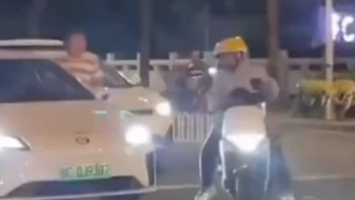 Hebat sekali mobilku