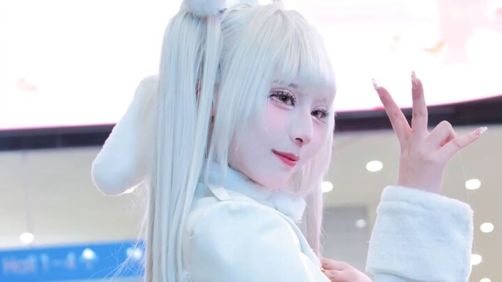 【Nữ thần Chiến thắng NIKKE】Trang phục Thỏ Trắng Mùa Đông – Cosplay Blanche
