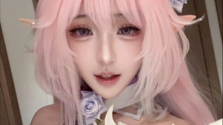 هل هناك من يرغب في أن يكون من أوائل متابعي؟