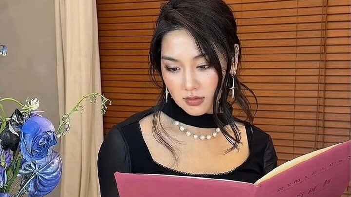 جواز السفر مختوم، مظهر غني قديم.