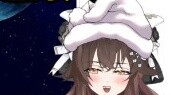 "Aku hanya ingin mendengar bahwa Camus baik-baik saja" Gadis cantik itu menonton final Z Gundam the 