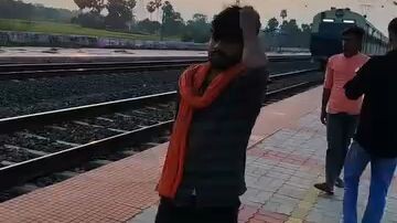 hostel Luta Bhag Mor Jaag Jale