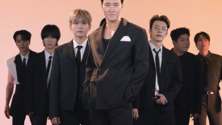 SUPER JUNIOR’s new comeback track “Express Mode” – dance relay version – it really feels a bit like 
