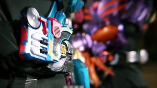 Watashiwa! The card is coming!