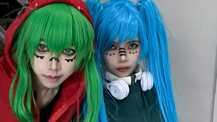 Cùng mẹ hóa thân và nhảy bài “Búp bê Nga”!