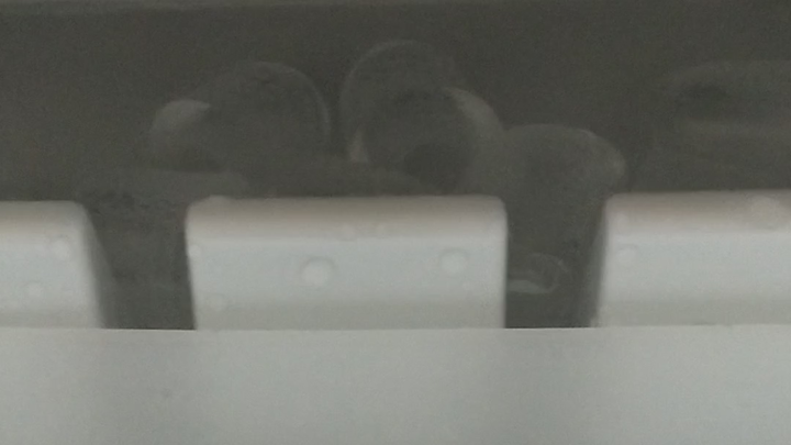 Office life with an ice maker. A refined way of living.