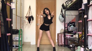 Jennie. Cover dance pemula. Tarian yang mengejutkan orang buta.