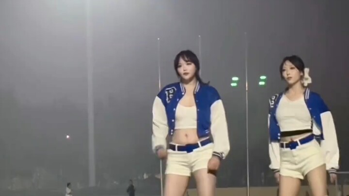 【جامعة لياوتشنغ】: حيث توجد زميلات الدراسات العليا، هناك منظر جميل.