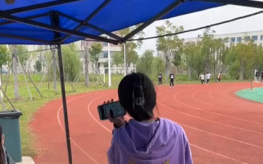 หมา: นกนางแอ่น ถ้าไม่มีเธอแล้วฉันจะอยู่ต่อไปยังไงกัน!