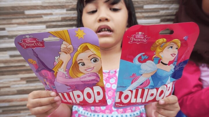 Permen Lollipop Princess Rapunzel dan Belle Rasa Apel dan Strawberry