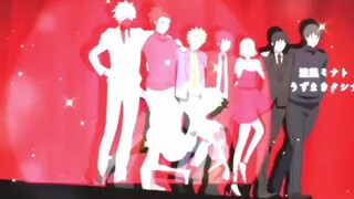 Penggemar Naruto datang dan bertemu salah satunya