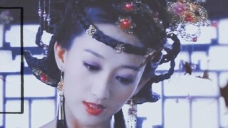 [Zhang Yan] With her wedding dress spread out for ten miles and ready to be married, she entrusted h