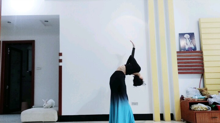 Ồ, tôi đã không tập luyện vòng eo trong ba năm rồi.