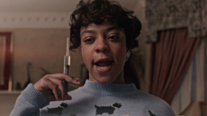 “ฉันบอกเธอแล้วว่าให้กินพายตัวร้ายนั่นซะ!”