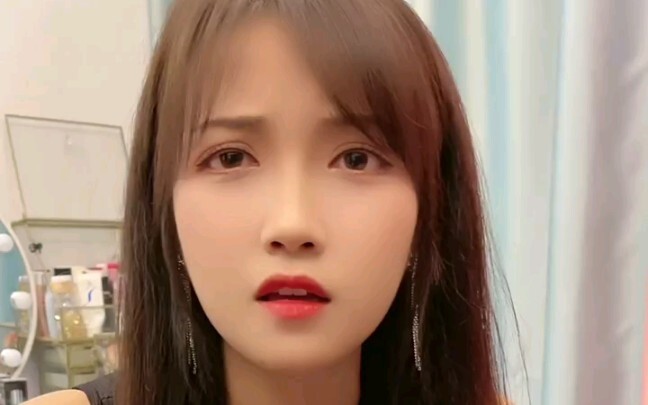 แฟนสาวให้ฉันกินนิ้วเท้าของเธอเนี่ยนะ?