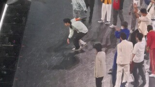 这街-王一博开场