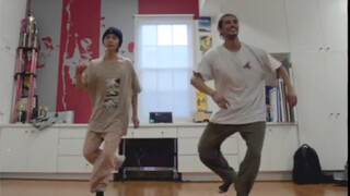 【seanlew】Sean nhảy house đẹp trai quá. Cậu ấy thực sự không bao giờ bỏ lỡ bất kỳ cơ hội học hỏi nào.