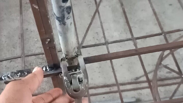 DIY DOG CAGE