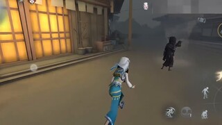 Sebuah gerobak menculik semua orang di manor