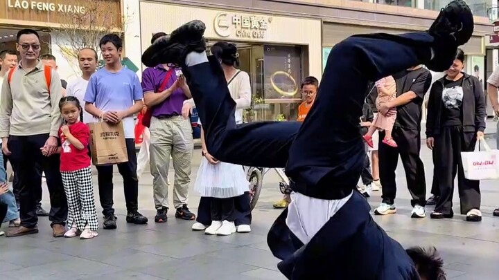 Street dance showdown leaves passersby stunned!