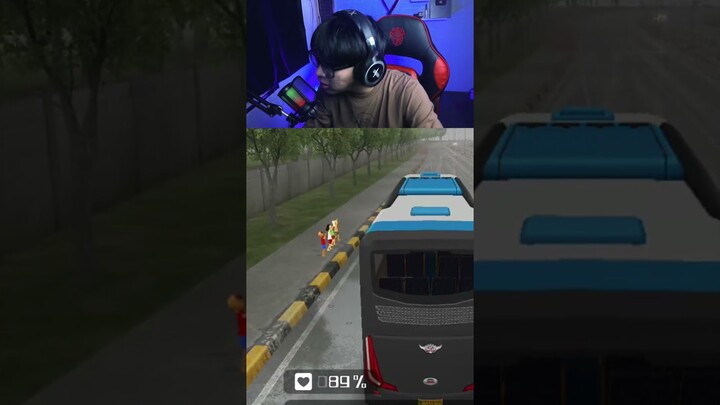 Disuruh Adu GTA V VS Bus Simulator Indonesia ! #shorts