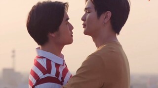 Xiao Shou was jealous, and Xiao Gong went to the rooftop to kiss him...