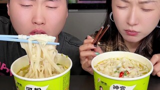 #Jingu Rice Noodles My boyfriend behaved so well today, so I gave him a big surprise—but who would h