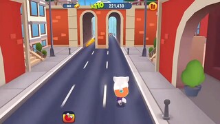 Bay cùng mèo trắng với tên lửa siêu hạng