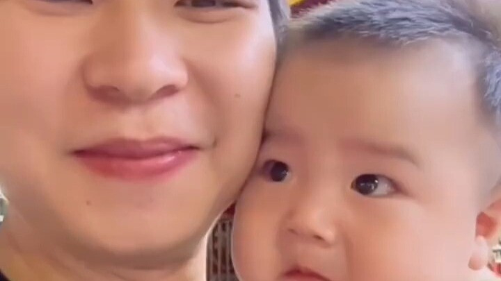 At what age do babies become most clingy? Why do they tend to be so attached?