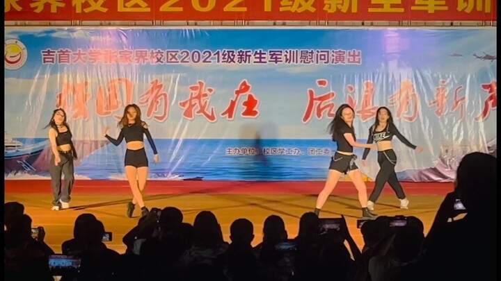 Ba ngày trưa đăng lên, hey mama (kho lưu trữ biểu diễn động viên huấn luyện quân sự) liệu có phải là