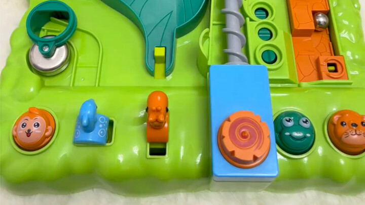 Đối với học sinh tiểu học thì hơi trẻ con, còn với mình vừa vào đại học thì lại rất vừa vặn…