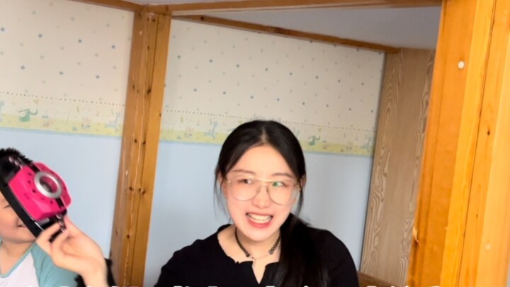 What is it like to go to school with a 1,000 yuan belt?