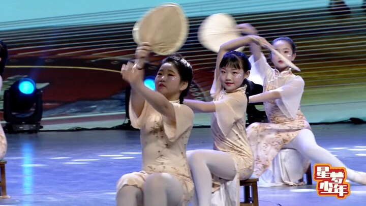 Childhood Praises the Central Plains: Passing Down the Chinese New Year – Dance “Grandma’s Bridge”